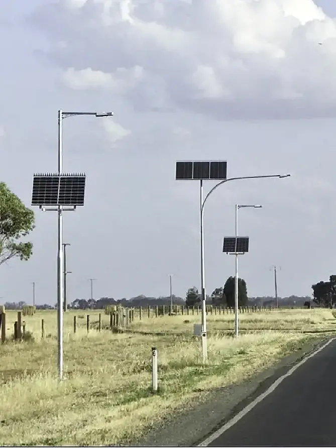 Echuca, VIC - Solar Flag Lighting